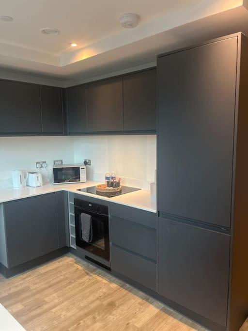 Modern Stylish 1 Bed Apartment แมนเชสเตอร์ ภายนอก รูปภาพ